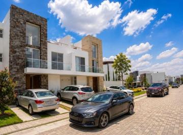 Casa de 4 habitaciones Renta MN 25,000 · Renta Casa Lomas de Angelopolis Puebla 4 Recamaras Jardin Grande y Roofgarden Parque Aretha