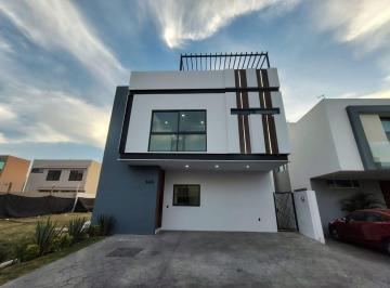 Casa de 4 habitaciones, Zapopan · Casa en Venta Solores, Zapopan, Jalisco, Aviacion