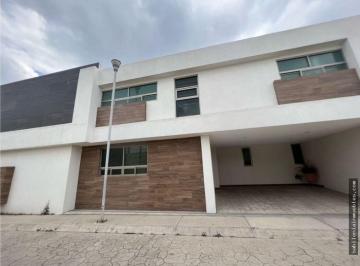 Casa de 3 habitaciones, Pachuca · Casa en Venta en Zona Plateada, Pachuca de Soto
