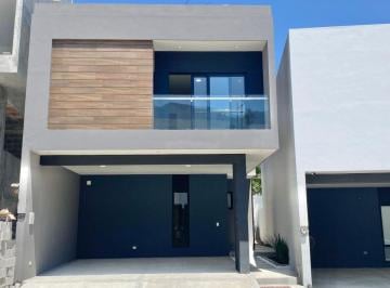 Casa de 3 habitaciones, Monterrey · Casa en Renta en Brisas del Vergel