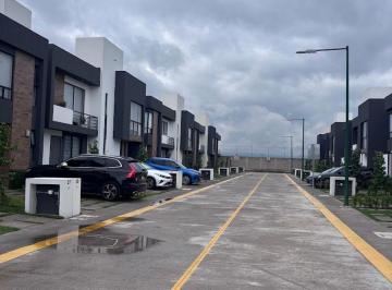 Casa en condominio de 3 habitaciones, San Mateo Atenco · Casa en Zona Esmeralda San Mateo Atenco, en Privada, Nueva
