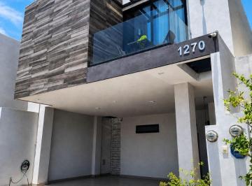 Casa en condominio de 3 habitaciones, Monterrey · Casa en Venta en Cumbres Platinum en Frente del Parque