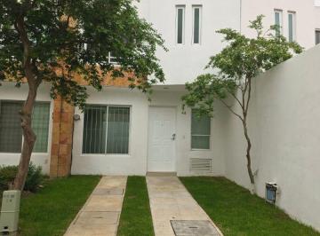 Casa de 2 habitaciones, Zapopan · Casa en Renta Le Parc El Fortín