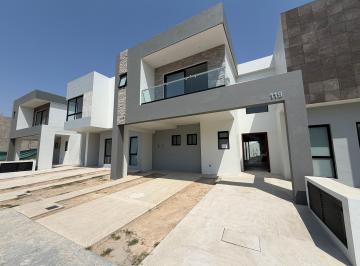 Casa de 3 habitaciones, Zapopan · Casa en Venta en Zapopan Coto Arce Valle Imperial