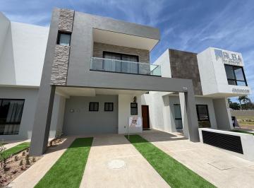 Casa de 3 habitaciones, Zapopan · Casa en Venta en Valle Imperial | 3 Recámaras + Amenidades