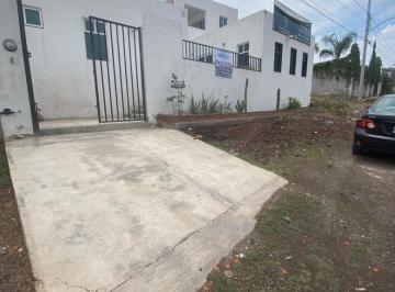 39f80478c1dd939e3718666b53bee690c0882a38c2136427308851b024ed104a · Bodega en Venta o Renta en El Salitre, Querétaro — 400 m²