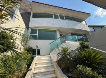 Casa · 500m² · 3 Recámaras · 4 Estacionamientos · Casa en Fraccionamiento Lomas Verdes 6a Sección