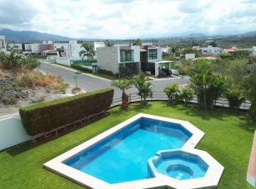 af407b075874102cd660c40a40838c798a223480ee3c309746d5984345c0017f · Casa de Esquina con Vista a Los Volcanes | Lomas de Cocoyoc