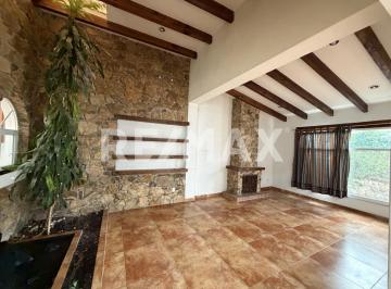 Casa · 186m² · 2 Recámaras · 2 Estacionamientos · Casa de Una Planta en Renta Privada Juriquilla - (4)