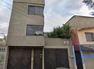 Casa de 3 habitaciones, Iztapalapa · Casa en Venta en Iztapalapa, Cdmx. Clm