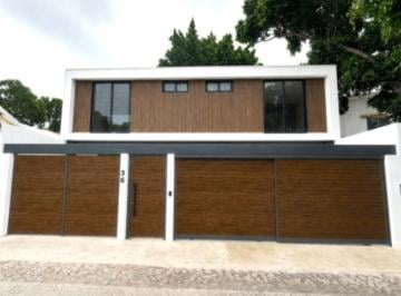 1 · Hermosa Casa de Autor Nueva! en Renta en Álamos 3ra Sección. 3 Recámara c/u con Baño y Cto de Serv.