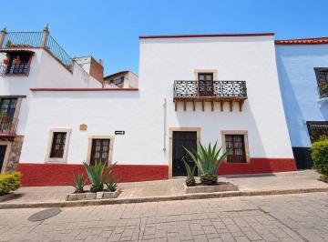 41987d5f0d7371c31cc9e5e5d39bb3657ba180f48de0a0cf016c127e06e520c0 · Casa en Venta en El Centro Histórico - Calzada de Guadalupe