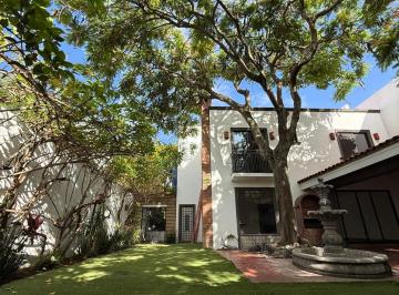 Casa de 3 habitaciones, Zapopan · Oportunidad Para Vivir en un Lugar Bonito Tranquilo y Muy Seguro