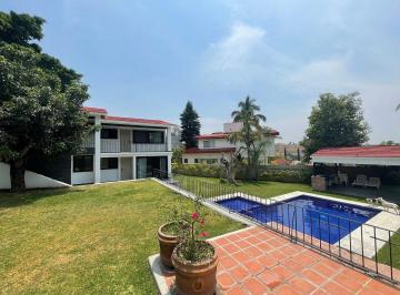 4b0e07d199f917af262ee2ef3bb0ace71df09b3b67d98ca48637f769ee167df9 · Casa con Alberca, Jardines y Espacios Para Convivir | Lomas de Cocoyoc