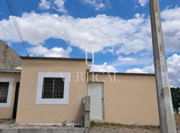 Casa · 44m² · 2 Recámaras · 2 Estacionamientos · Casa en Venta en Atenas