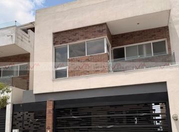Casa · 400m² · 3 Recámaras · 2 Estacionamientos · Casa en Renta en Cumbres Elite Premier Privadas Alpes y Everest