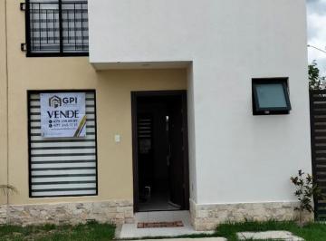 Casa · 100m² · 3 Recámaras · 2 Estacionamientos · Casa en Venta Residencial Marroka, León Guanajuato