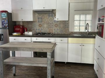Casa de 3 habitaciones, Morelia · Casa en Renta en Purembe en Vista Bella 3 Rec Una en Planta Baja con Baño Completo Hermosa Zona Sur