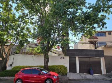Casa · 247m² · 3 Recámaras · 2 Estacionamientos · Casa Sola en Venta en en Fraccionamiento Privado Olivar de Los Padres