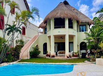 Casa de 6 habitaciones, Benito Juárez · Casa en Venta en Zona Hotelera de Cancún