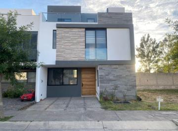 Casa de 4 habitaciones, Zapopan · Casa en Preventa en Soaré III Altanza — 4 Rec · 250 m²