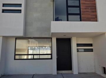 Casa · 158m² · 3 Recámaras · Venta de Casa en Cd Maderas 158.5 m²