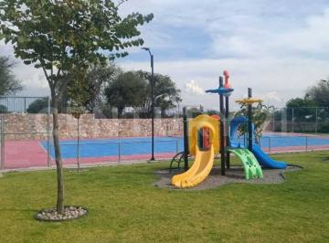 Terreno / Lote · 112m² · Terreno en Venta Cd Maderas El Márquez