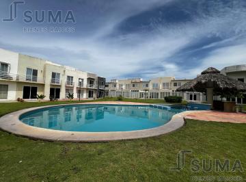 Casa · 146m² · 3 Recámaras · 2 Estacionamientos · Casa Amueblada en Renta en Fracc. Playa Dorada, Alvarado Veracruz.