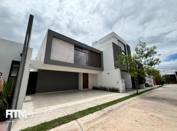 Casa · 226m² · Casa en Venta en San Ángel V
