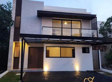 Casa de 4 habitaciones, Benito Juárez · Casa en Renta en Vía Cumbres, Cancún
