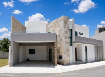 Casa de 3 habitaciones, Saltillo · Amplia Casa en Renta en Tierra Santa Residencial Al Norte de Saltillo