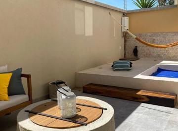Casa en condominio · 190ha · 4 Recámaras · 2 Estacionamientos · En Venta Casa con Jacuzzi Privado en Residencial Privado a 7 Min Centro Oportunidad