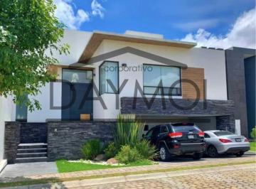 Casa en condominio de 4 habitaciones, San Andrés Cholula · Casa en Residencial Parque Potosí, Lomas de Angelópolis, Puebla.