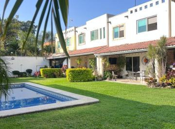 Casa · 147m² · 3 Recámaras · 2 Estacionamientos · Casa en Venat en Condominio Dubai Xochitepec, Morelos