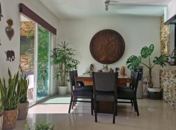 Casa · 147m² · 3 Recámaras · 2 Estacionamientos · Casa en Venat en Condominio Dubai Xochitepec, Morelos