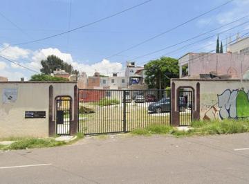Casa de 2 habitaciones, Querétaro · Venta Casa Calzaza de La Amargura, Lomas de San Pedrito, Santiago de Querétaro, Qro. a S F (D Z)