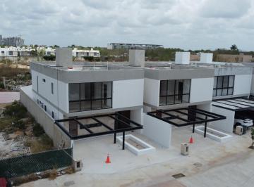 Casa · 4 Recámaras · 2 Estacionamientos · Casa en Venta en Santa Gertrudis Copó
