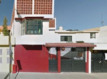 Casa de 3 habitaciones, Azcapotzalco · Casa en Venta en El Rosario Azcapotzalco