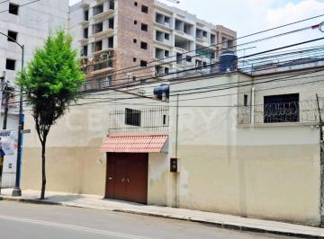 Casa · 246m² · 7 Recámaras · 1 Estacionamiento · Casa en Venta