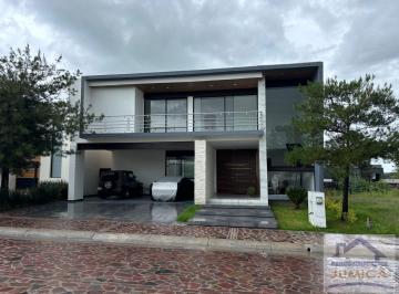 Casa · 435m² · 3 Recámaras · Casa en La Campiña del Bosque