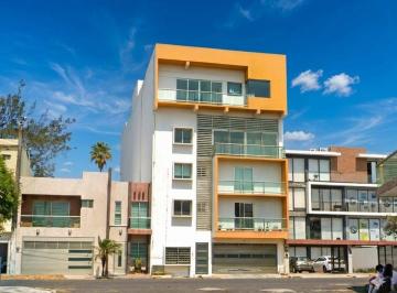 Departamento de 3 habitaciones, Boca del Río · Vendo Penthouse de 2 Niveles en Zona Uvm Boca. 3 Recámaras. Vista Panorámica. Precio Inmejorable