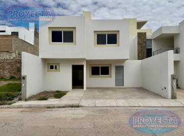 Casa · 209m² · 3 Recámaras · 2 Estacionamientos · Casa en Venta por Salida a Mazatlan, Balcon de Tapias