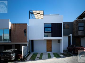 Casa · 151m² · 3 Recámaras · 2 Estacionamientos · Casa en Fraccionamiento Senderos de Monte Verde