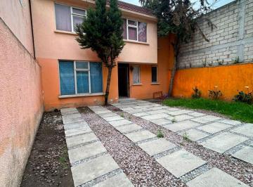 Casa de 3 habitaciones, Toluca · Se Vende Casa Frente a Ciudad Universitaria, Toluca
