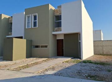 Casa de 3 habitaciones, Mérida · ¡Casa en Esquina! en Renta