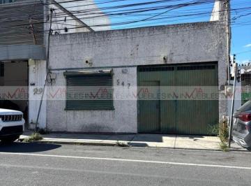 Nave industrial · 228m² · 2 Recámaras · 4 Estacionamientos · Nave Industrial en Renta en Monterrey