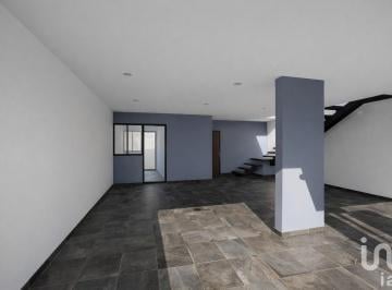 Casa · 258m² · 3 Recámaras · 1 Estacionamiento · Casa en Venta "Lachi - Lo - Vega" en Yatareni con Recámara en Planta Baja