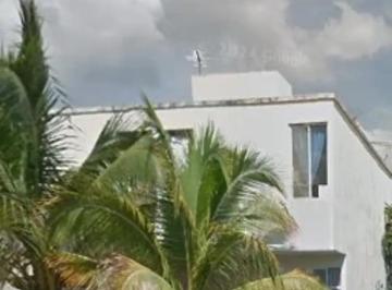 1 · Venta de Casa en Villas Riviera, Playa del Carmen - Amplia, Céntrica y Funcional
