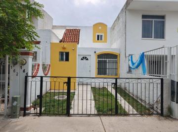 Casa de 2 habitaciones, San Pedro Tlaquepaque · Casa en Venta en Villa Fontana