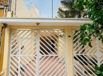Casa de 4 habitaciones, Guadalajara · Casa en Venta Zona Medrano